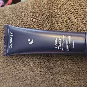 Curology Gentle Cleanser - Lightly Foaming Face Wash